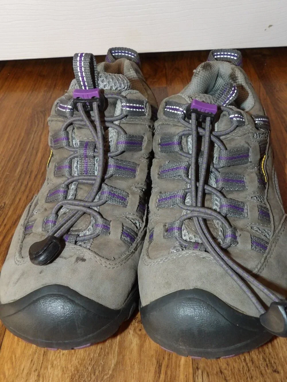 Keen good hiking